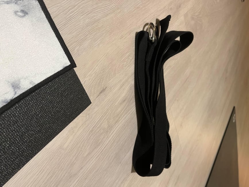 Yoga strap with D ring
